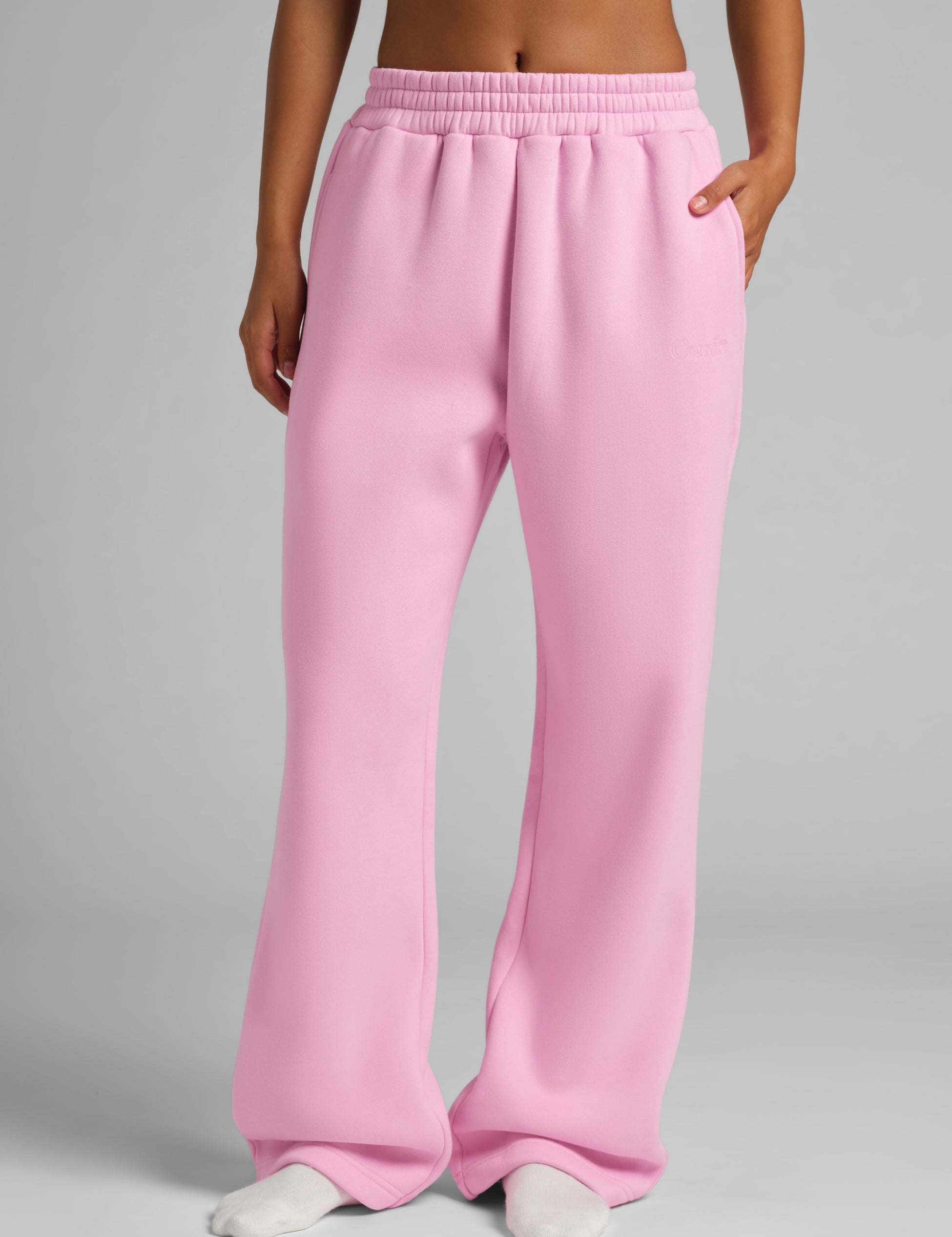 Signature Straight Leg Sweatpants