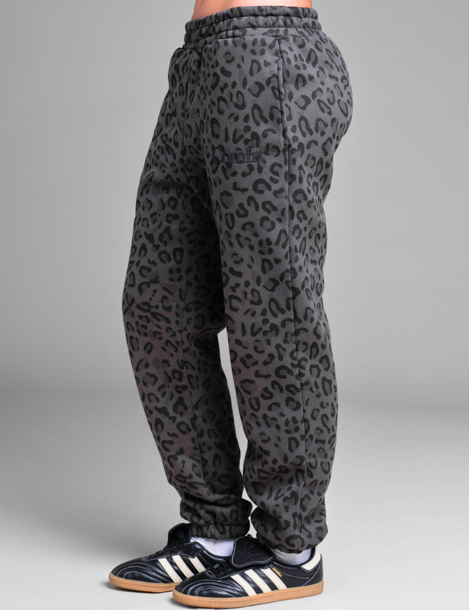 Minimalist Sweatpants - Pre-Order