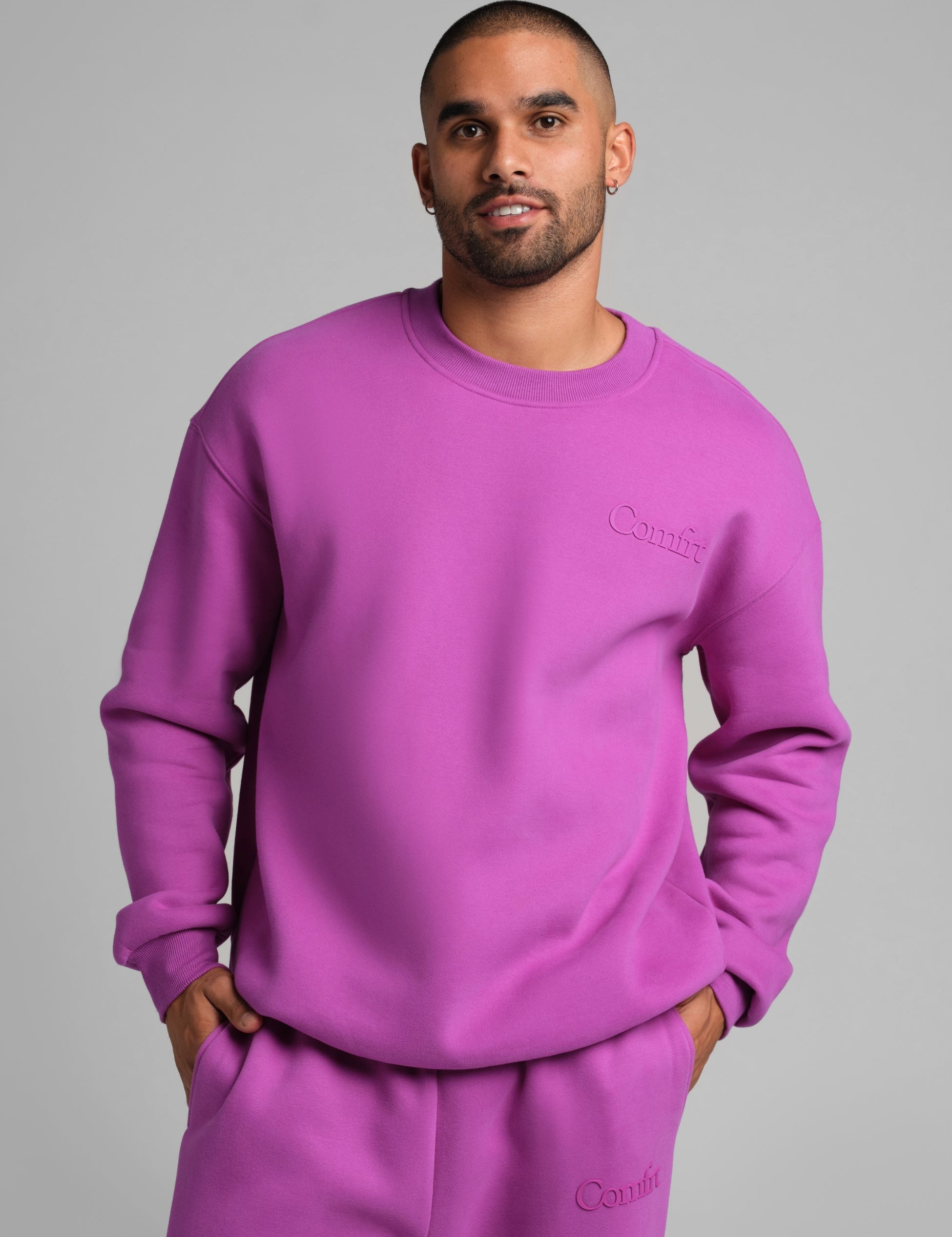 Minimalist Crew - Pre Order