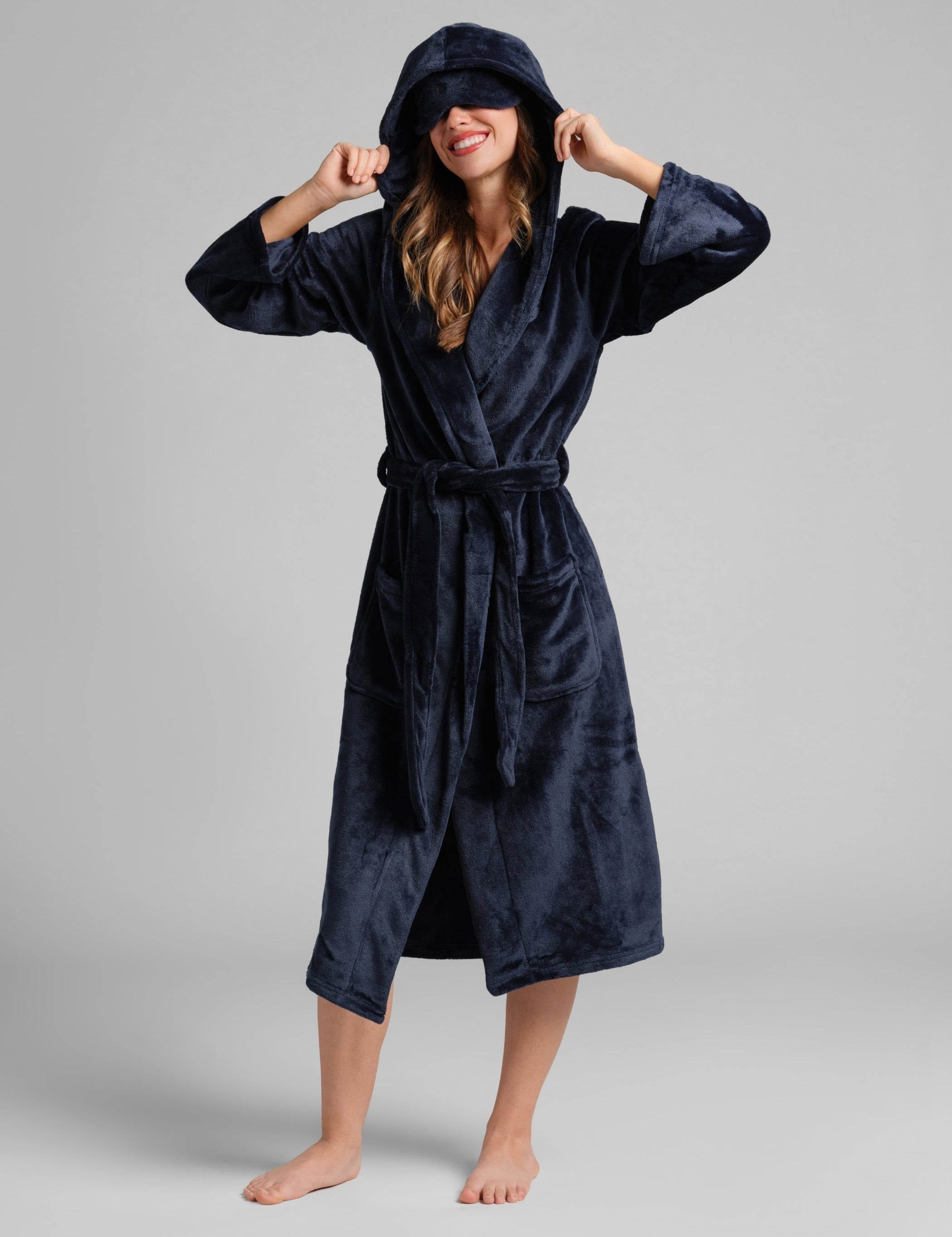 Do Not Disturb Dreamday™ Plush Robe