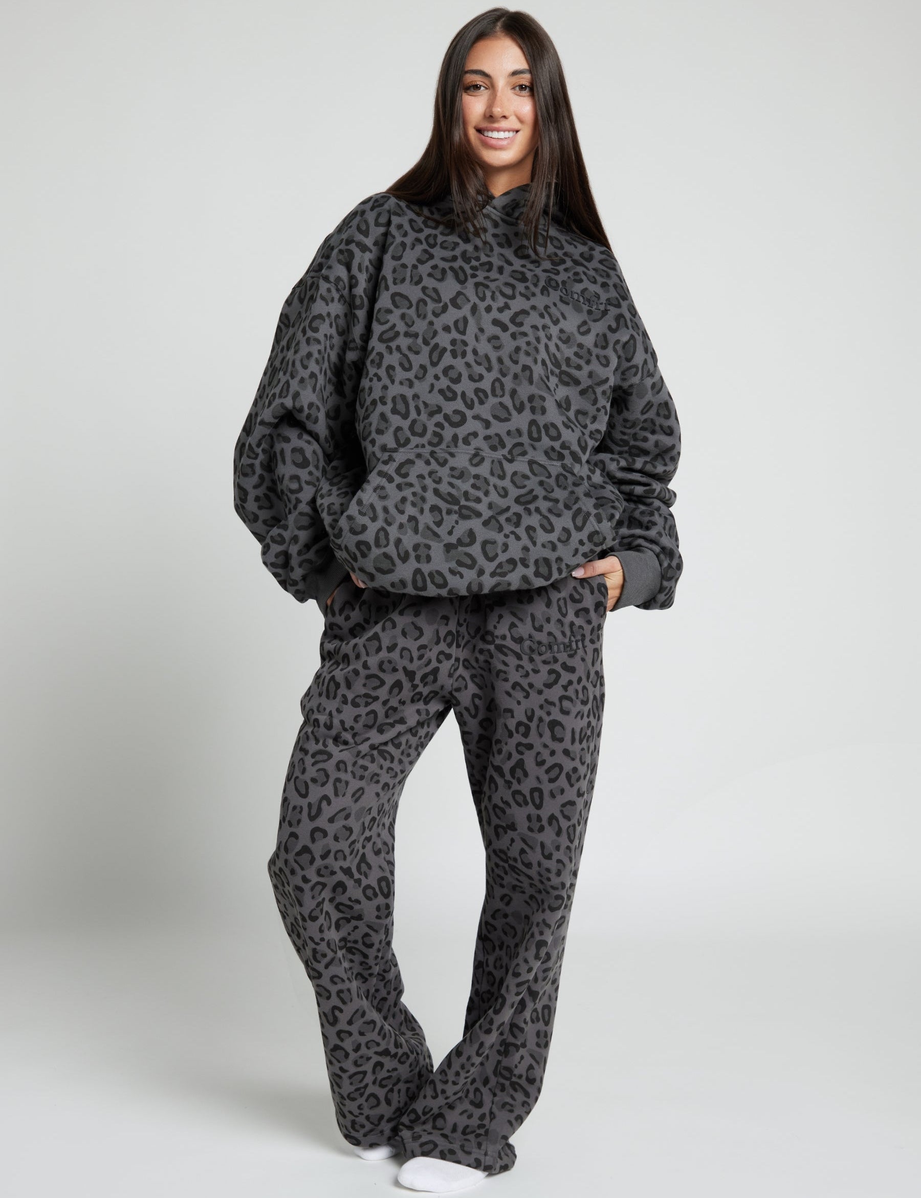 Minimalist Straight Leg Sweatpants - Pre-Order
