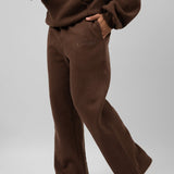 Minimalist Straight Leg Sweatpants