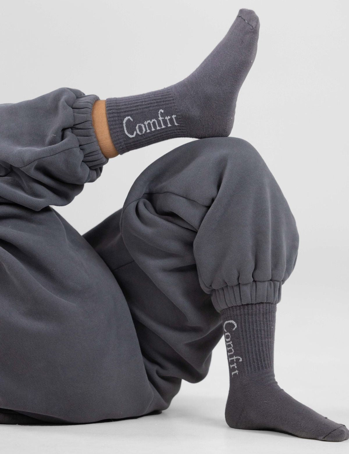 Signature Mid Length Socks