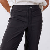 The Petite Everlasting Slim Pants