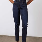 The Iconic Fitted Jeans 2.0