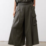 The Light Poplin Cargo Skirt Pants