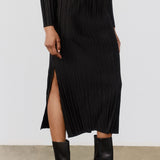 Relaxed Pleated Skirt