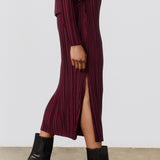 Relaxed Pleated Skirt