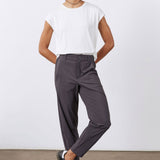 Petite Not Too Tapered Pants