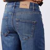 The Ultimate Barrel Leg Jeans 2.0